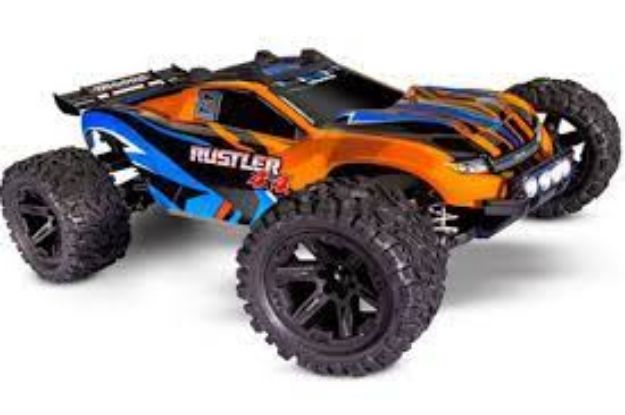 Immagine di TRAXXAS RUSTLER 4WD XL ARANCIO CON LUCI