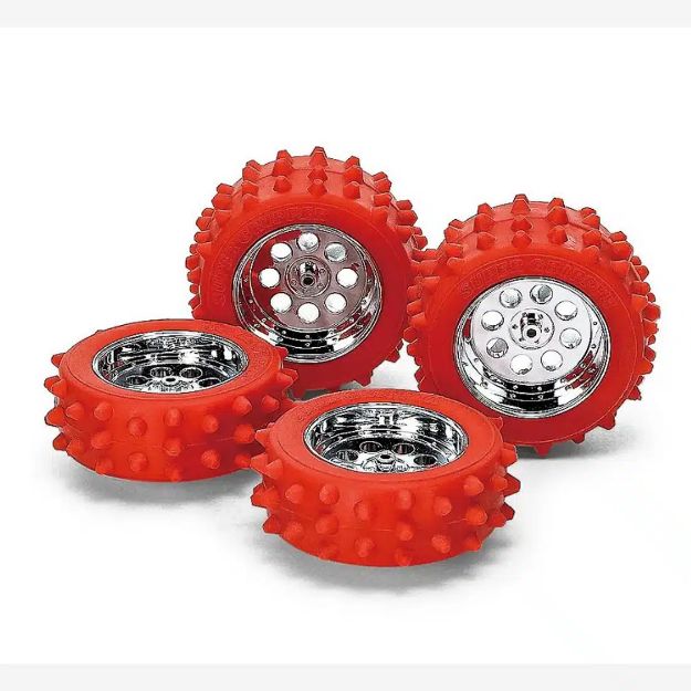 Immagine di GOMME ROSSE CHIODATE  CERCHI ARGENTO